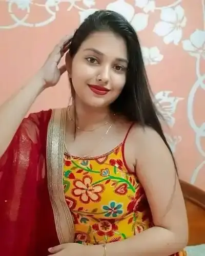 Call Girl in Boat Club Road